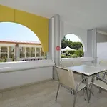Apartmán Spacious Flat With A Bright Terrace