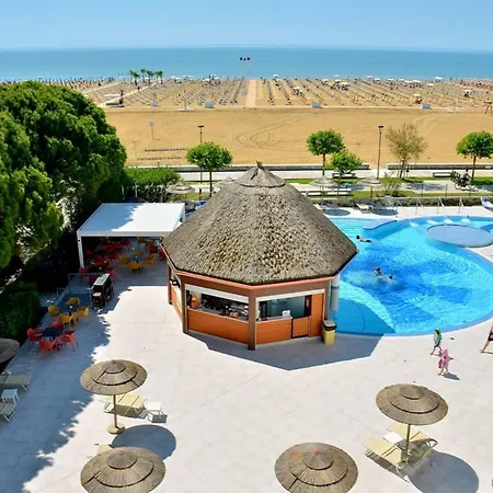 Apartmán Spacious Flat With A Bright Terrace Bibione