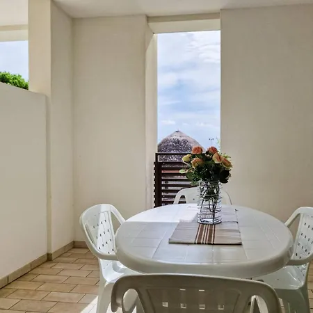 Spacious Flat With A Bright Terrace Apartamento *