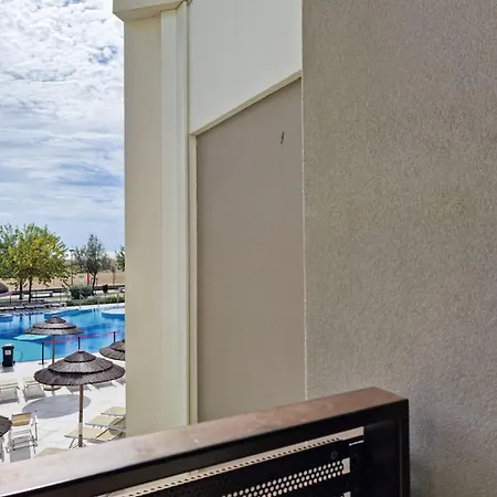 Spacious Flat With A Bright Terrace Apartamento Bibione
