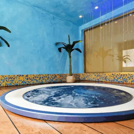 Apartamento Spacious Flat With A Bright Terrace *