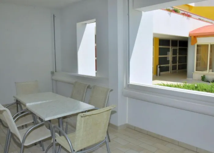 Spacious Flat With A Bright Terrace * Bibione